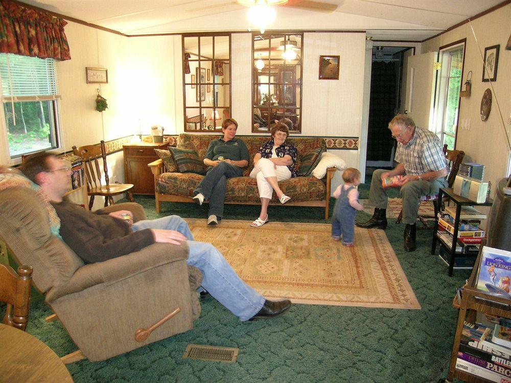 Wolf Creek Farm B&B And Motorcycle Manor At Wolf Creek Farm, Llc Ararat Eksteriør billede